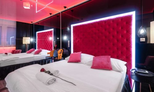 2022-Pink panther (3) (Velký)